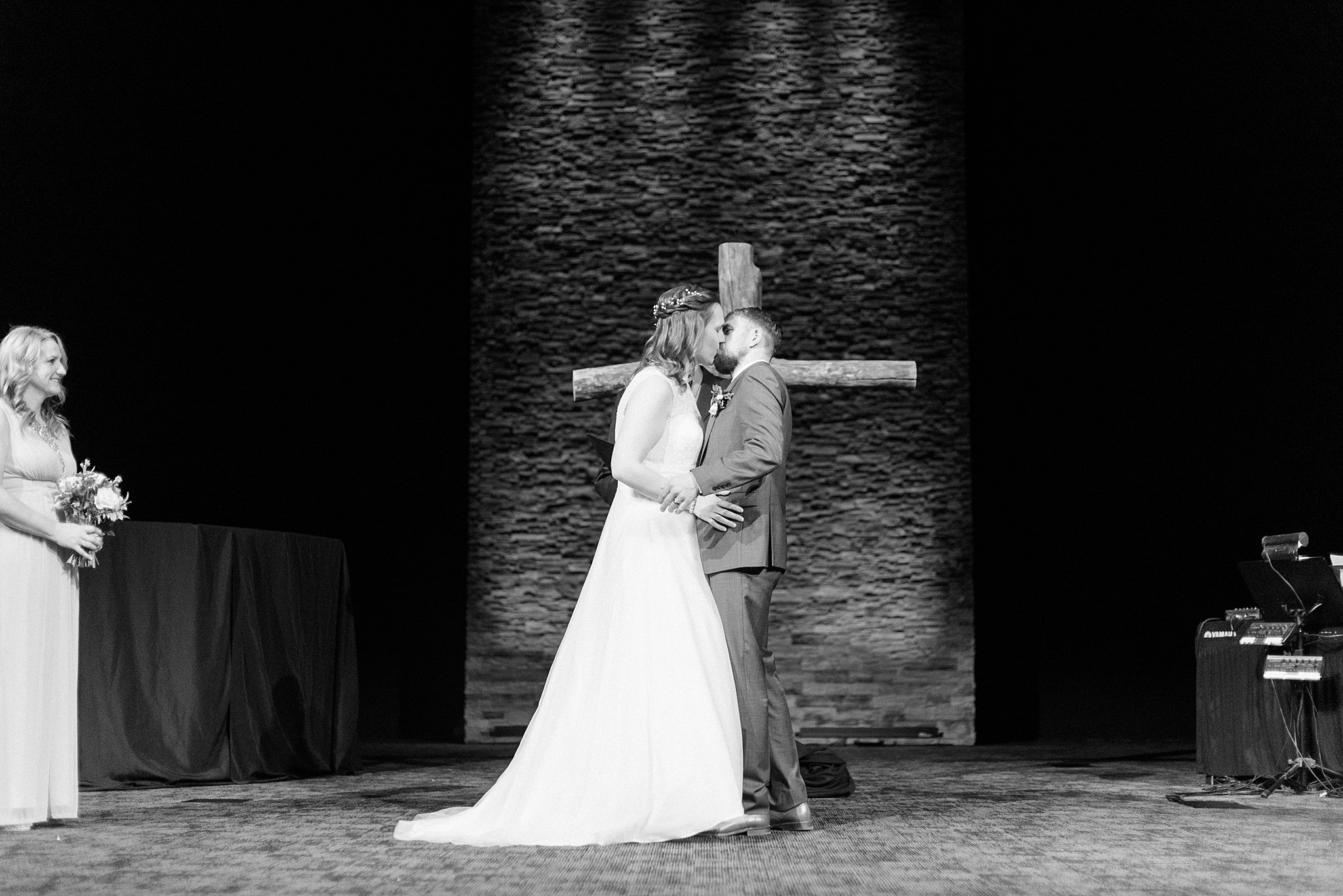 Pella Iowa Wedding Photos at the Molengracht
