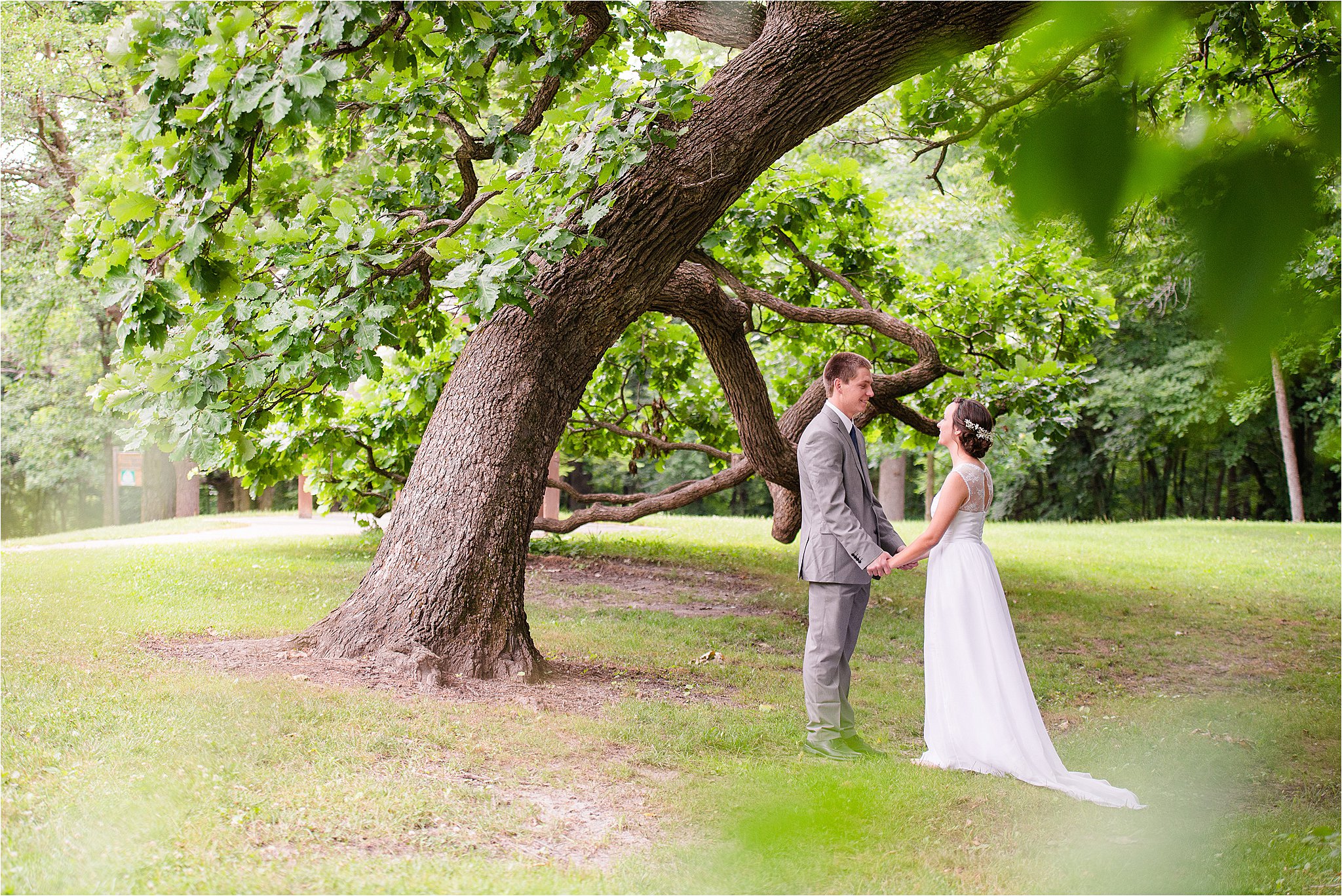 Ryan Carissa Grimes Iowa Wedding Photos