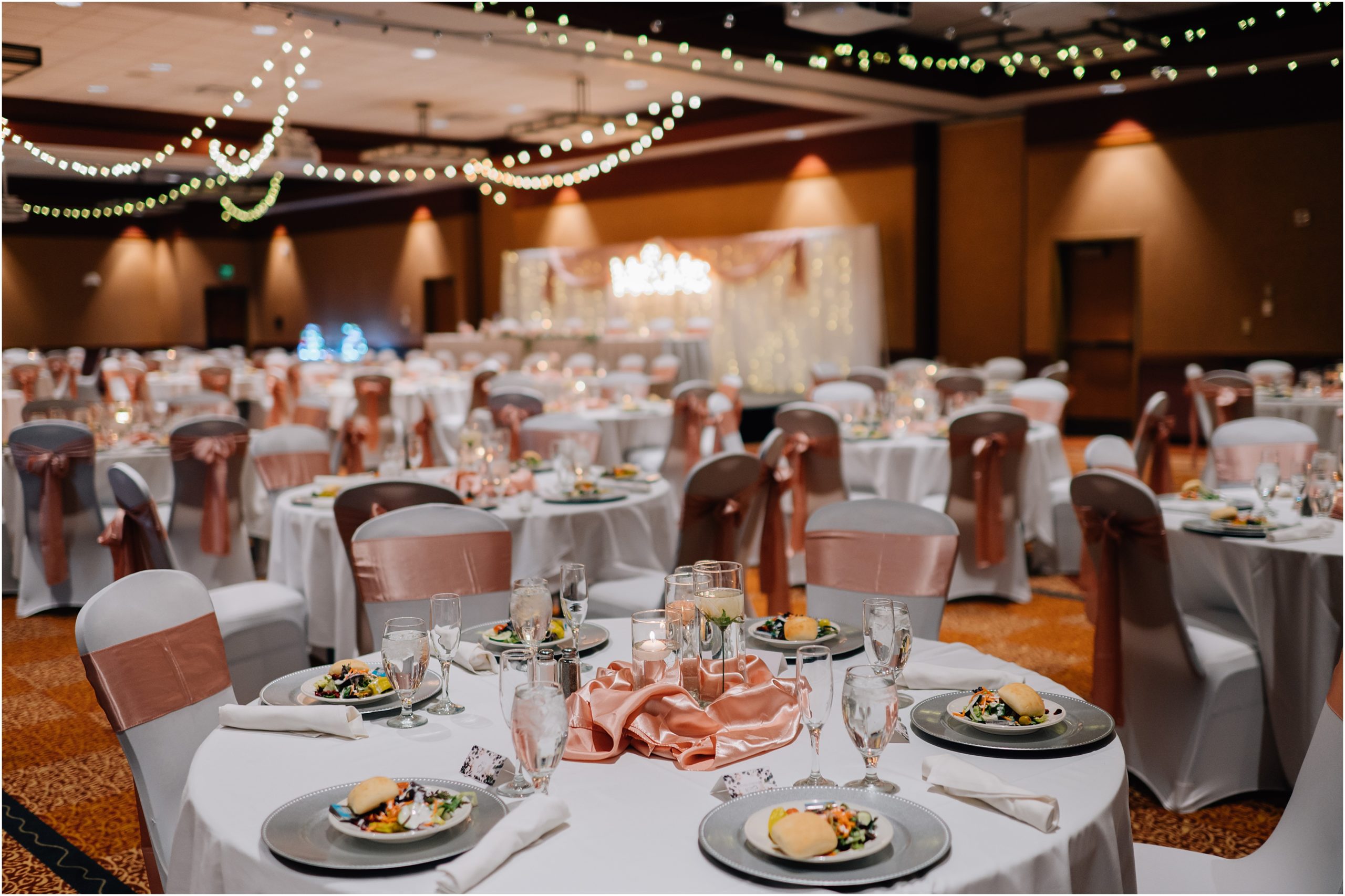 Blush and white wedding details at Honey Creek Resort by Omaha NE wedding photographer, Anna Brace. 